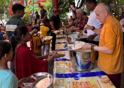 langar distribution